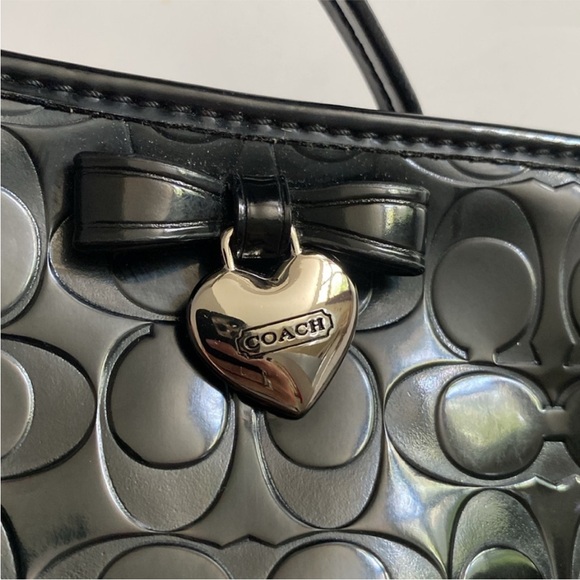 Coach Bag Signature Patent Glossy F49562 Wristlet Pouch Black - Picture 5 of 15